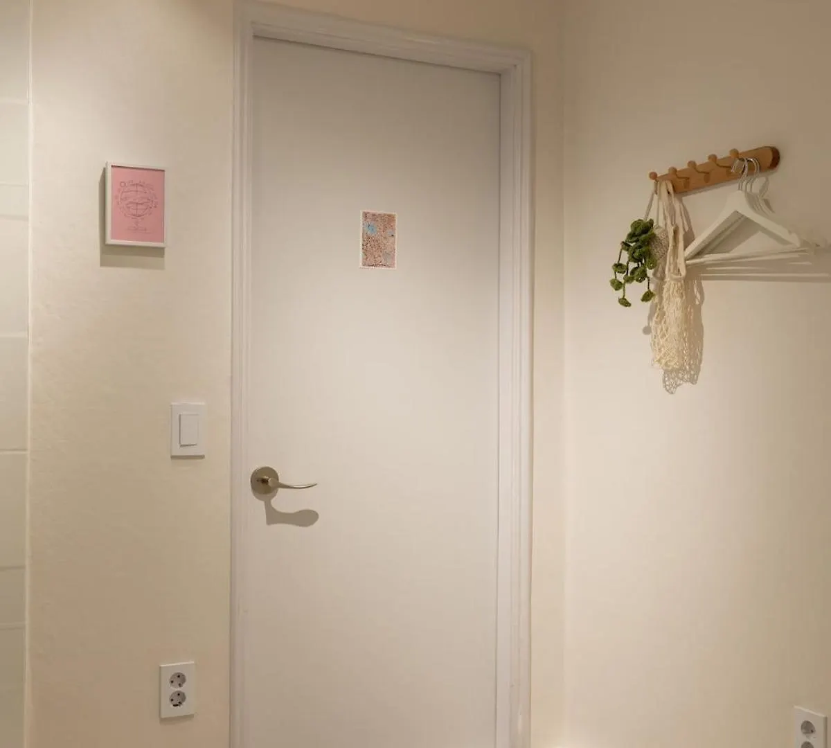 Apartment Poom Stay, Airport Bus, Cozy Stay For Seoul Travelers,Yeomchang Stn, Line9