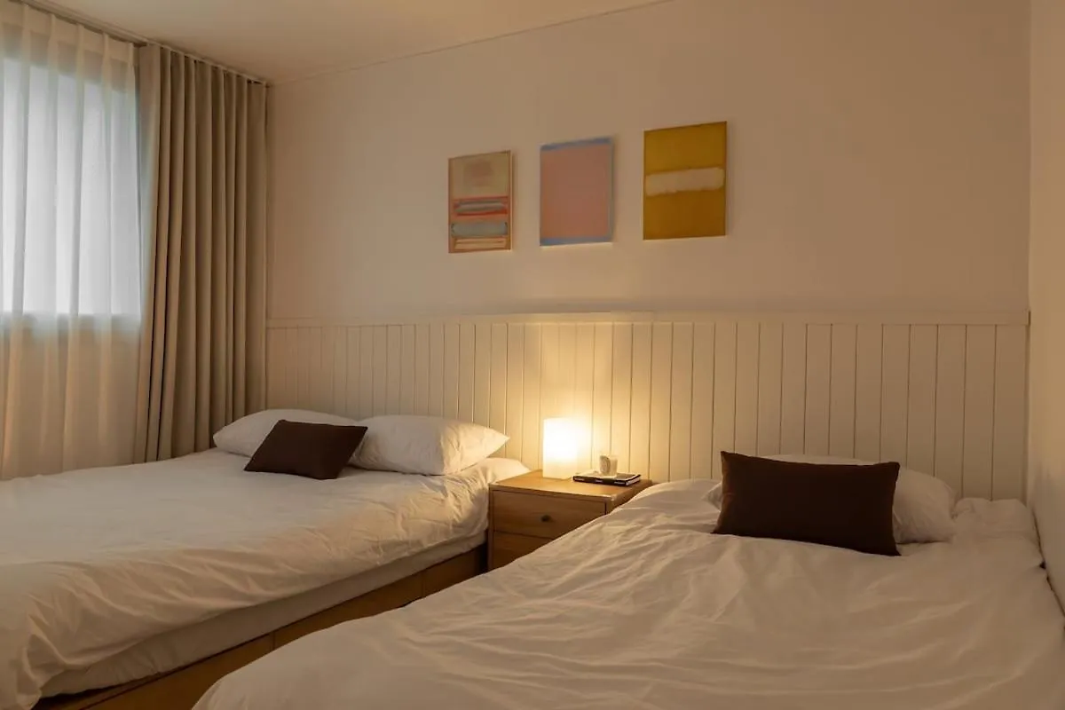 Poom Stay, Airport Bus, Cozy Stay For Seoul Travelers,Yeomchang Stn, Line9 0*,