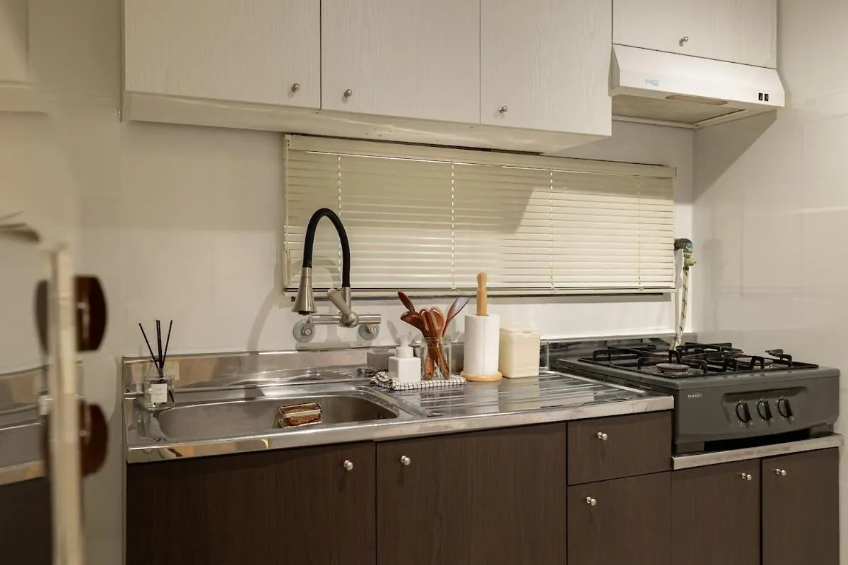 Apartment Poom Stay, Airport Bus, Cozy Stay For Seoul Travelers,Yeomchang Stn, Line9