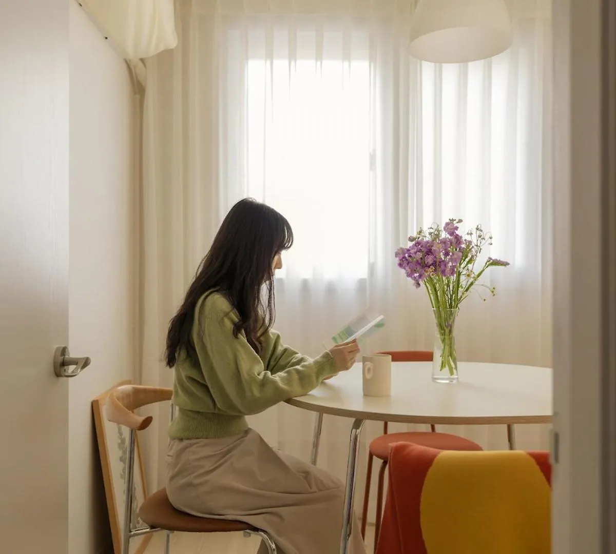 Apartment Poom Stay, Airport Bus, Cozy Stay For Seoul Travelers,Yeomchang Stn, Line9 South Korea
