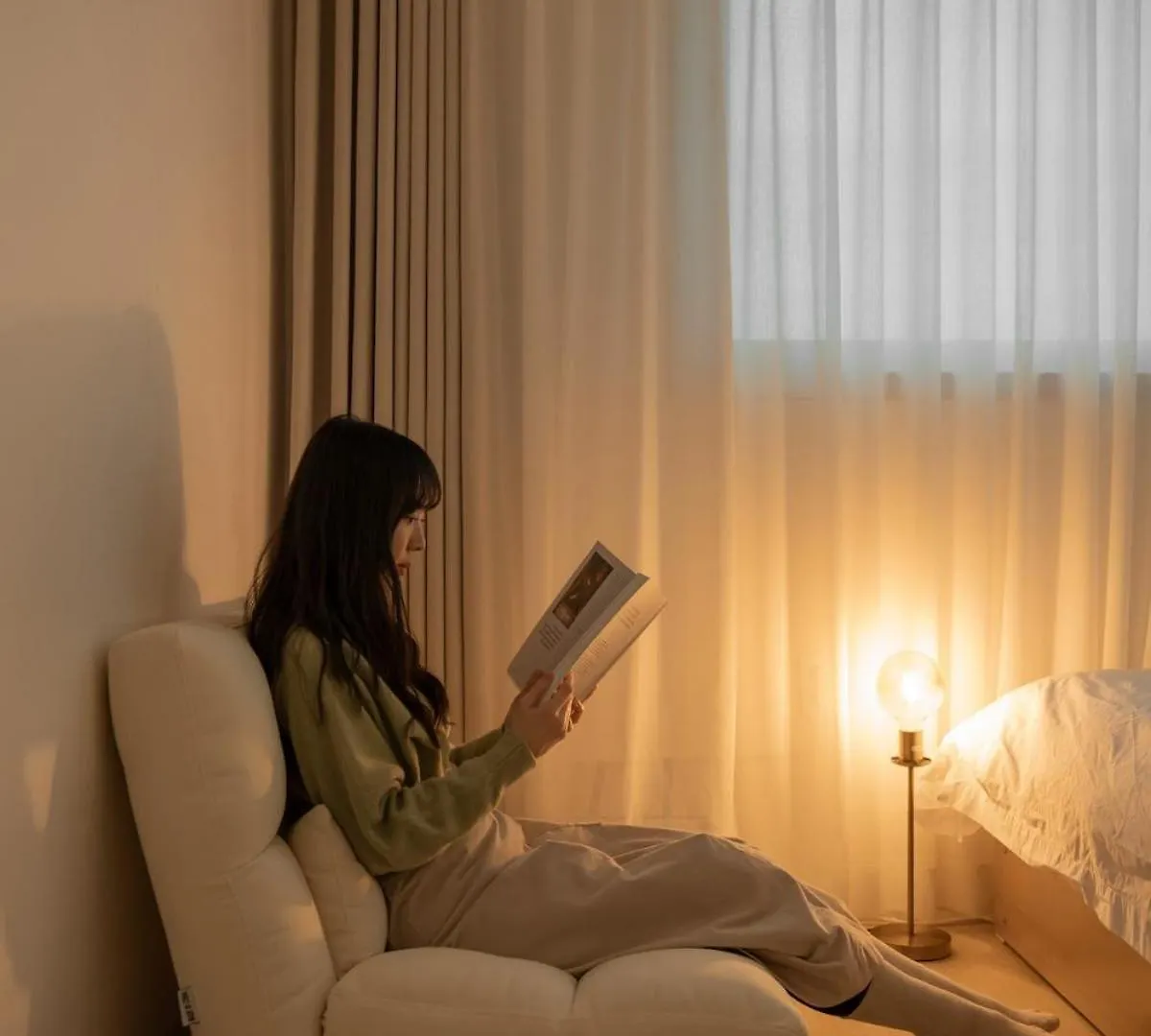 Poom Stay, Airport Bus, Cozy Stay For Seoul Travelers,Yeomchang Stn, Line9 Apartment