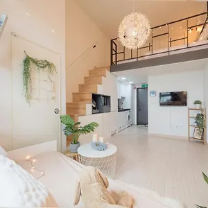 Cozy Duplex In Hongdae 서울특별시