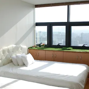 Apartment Samsung Coex Daechi Gangnam House G, Seoul