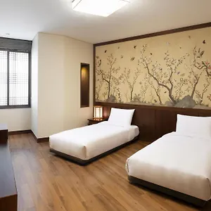 3* מלון Ibis Ambassador Myeongdong